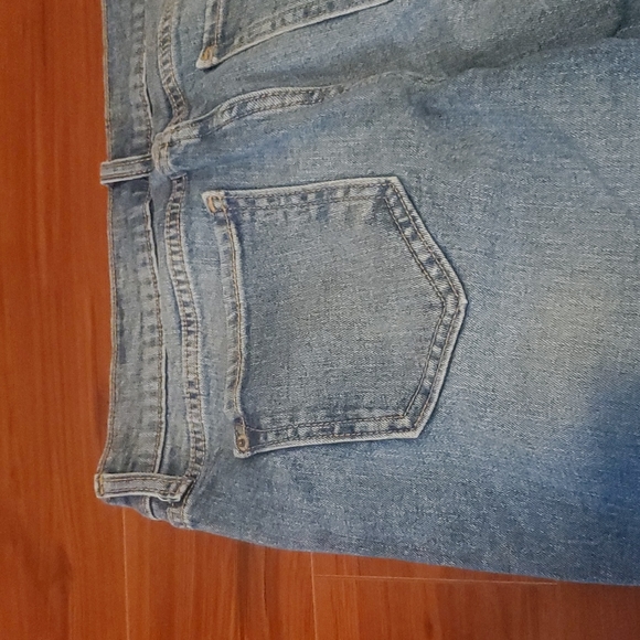 Old Navy Distressed Boyfriend Straight Jeans Blue Size 4 Regular - Picture 9 of 10